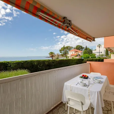 Apartmán Les Gemeaux By Interhome