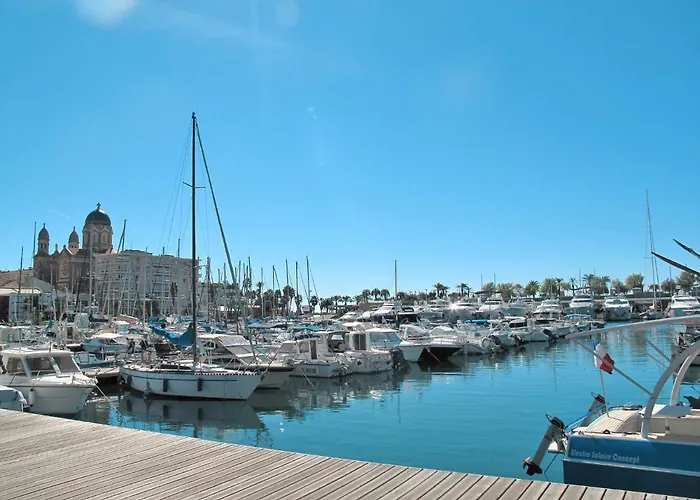 Les Gemeaux By Interhome 아파트 Saint-Raphaël